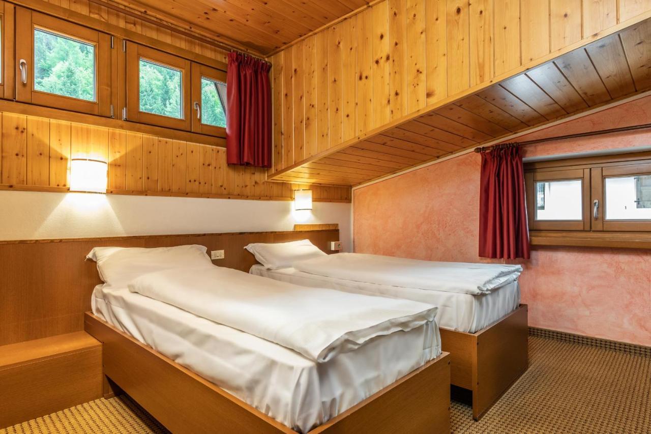 Hotel Italo Madonna di Campiglio Exterior photo